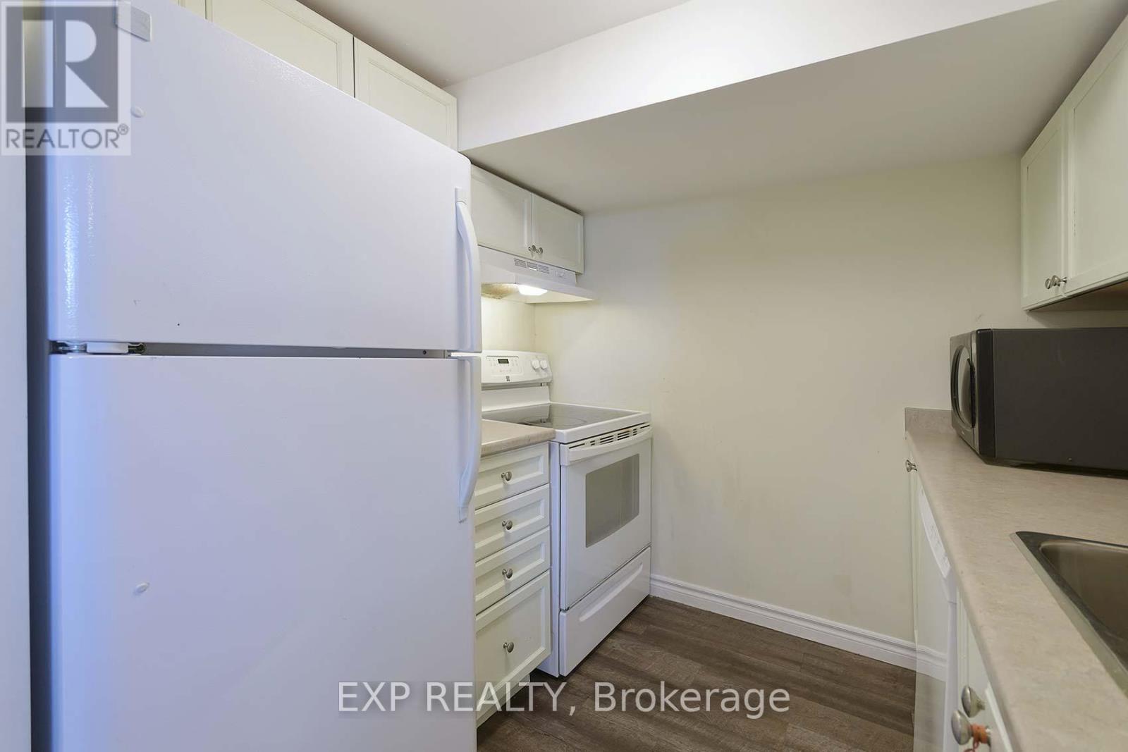 22a Bernick Drive, Barrie, Ontario  L4M 5J5 - Photo 30 - S12323781
