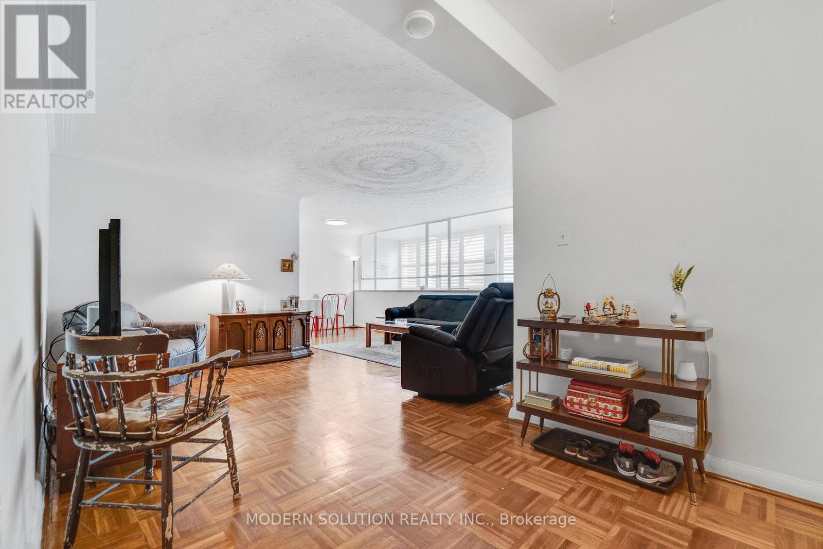 Property at 1 - 8 KINSDALE BOULEVARD image 5