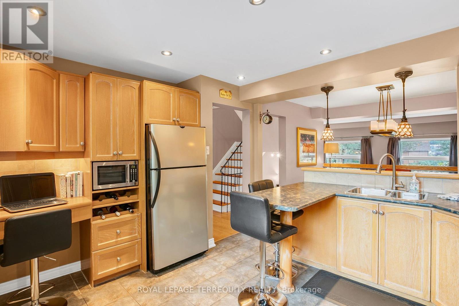 74 Silver Shadow Path, Toronto, Ontario  M9C 4Y2 - Photo 13 - W12323805