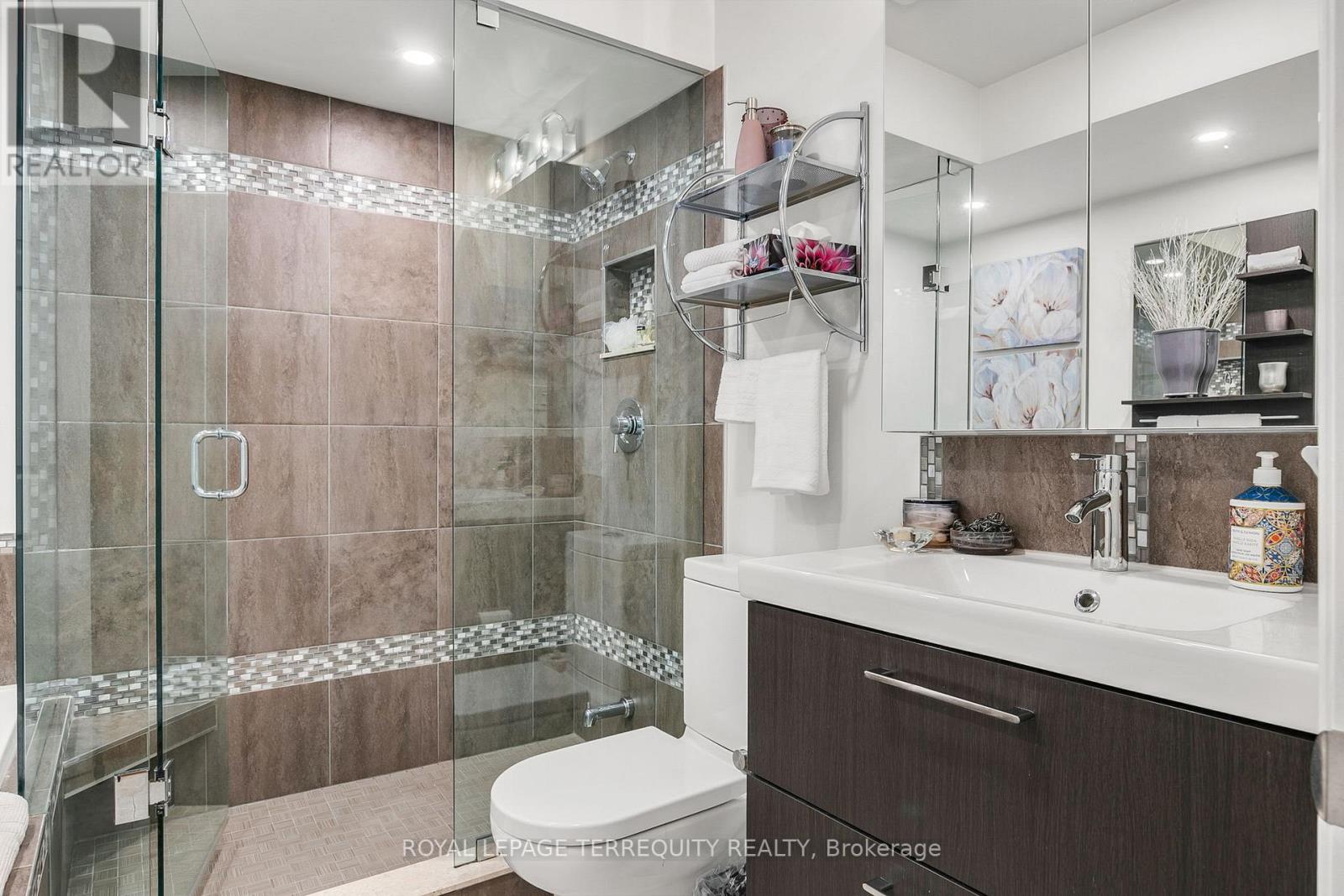 74 Silver Shadow Path, Toronto, Ontario  M9C 4Y2 - Photo 18 - W12323805