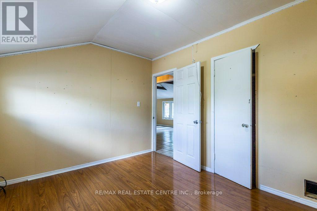 215-217 Queen Street, Milton, Ontario  L9T 1K3 - Photo 38 - W12323884