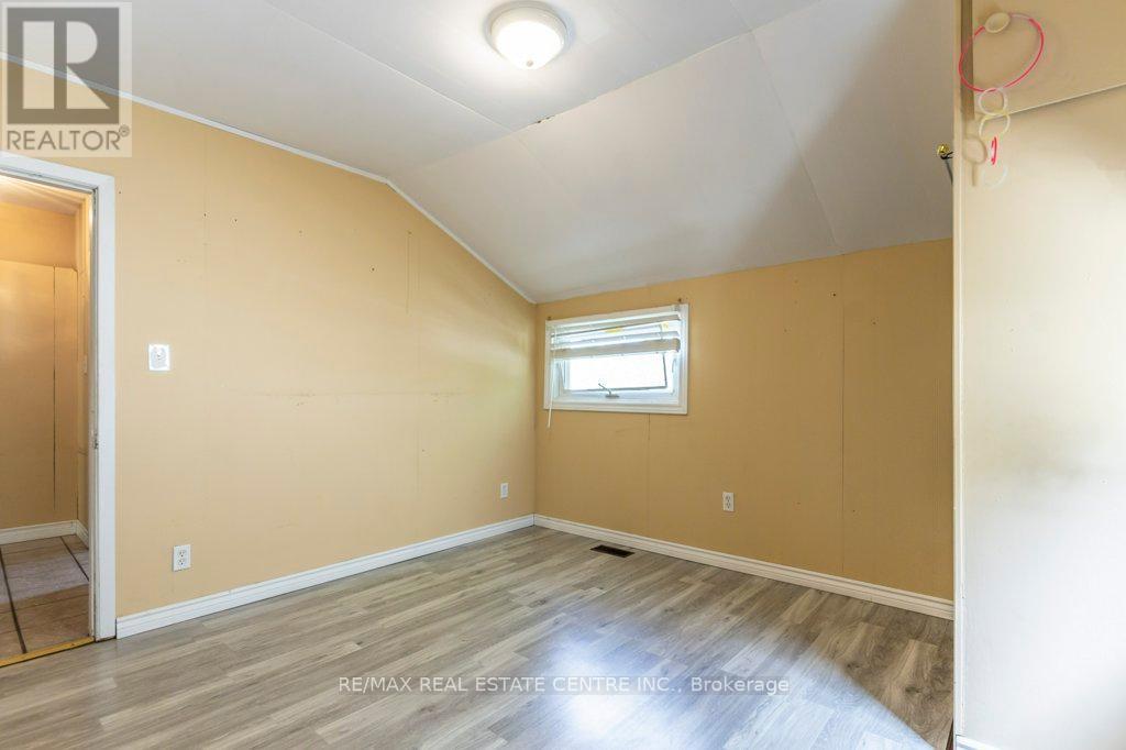 215-217 Queen Street, Milton, Ontario  L9T 1K3 - Photo 42 - W12323884