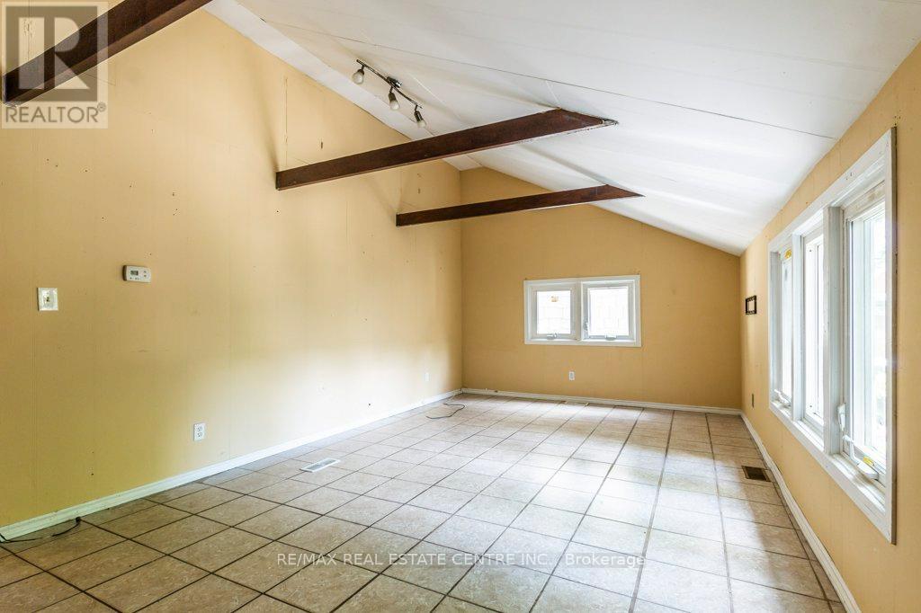 215-217 Queen Street, Milton, Ontario  L9T 1K3 - Photo 44 - W12323884