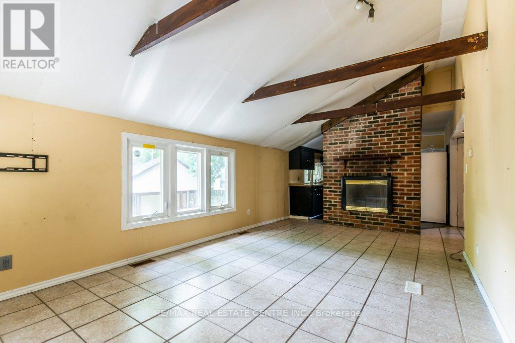 215-217 Queen Street, Milton, Ontario  L9T 1K3 - Photo 45 - W12323884