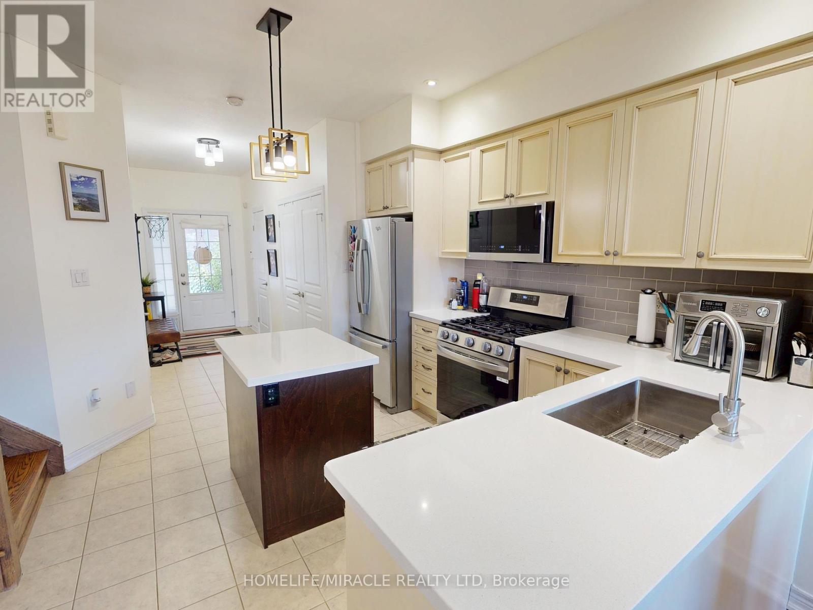43 - 515 Winston Road, Grimsby, Ontario  L3M 0C8 - Photo 13 - X12323913