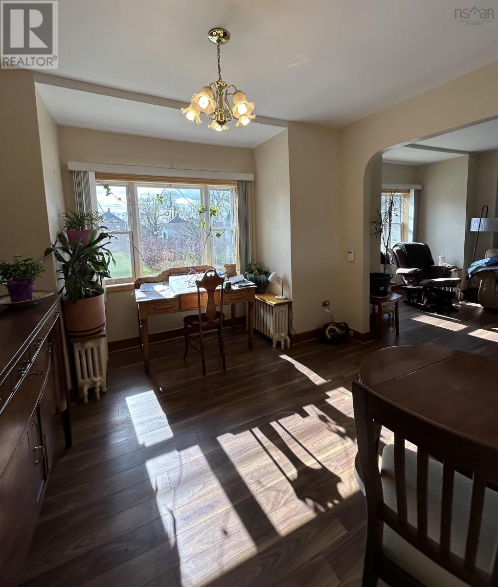 92 Victoria Street, Springhill, Nova Scotia  B0M 1X0 - Photo 14 - 202518775