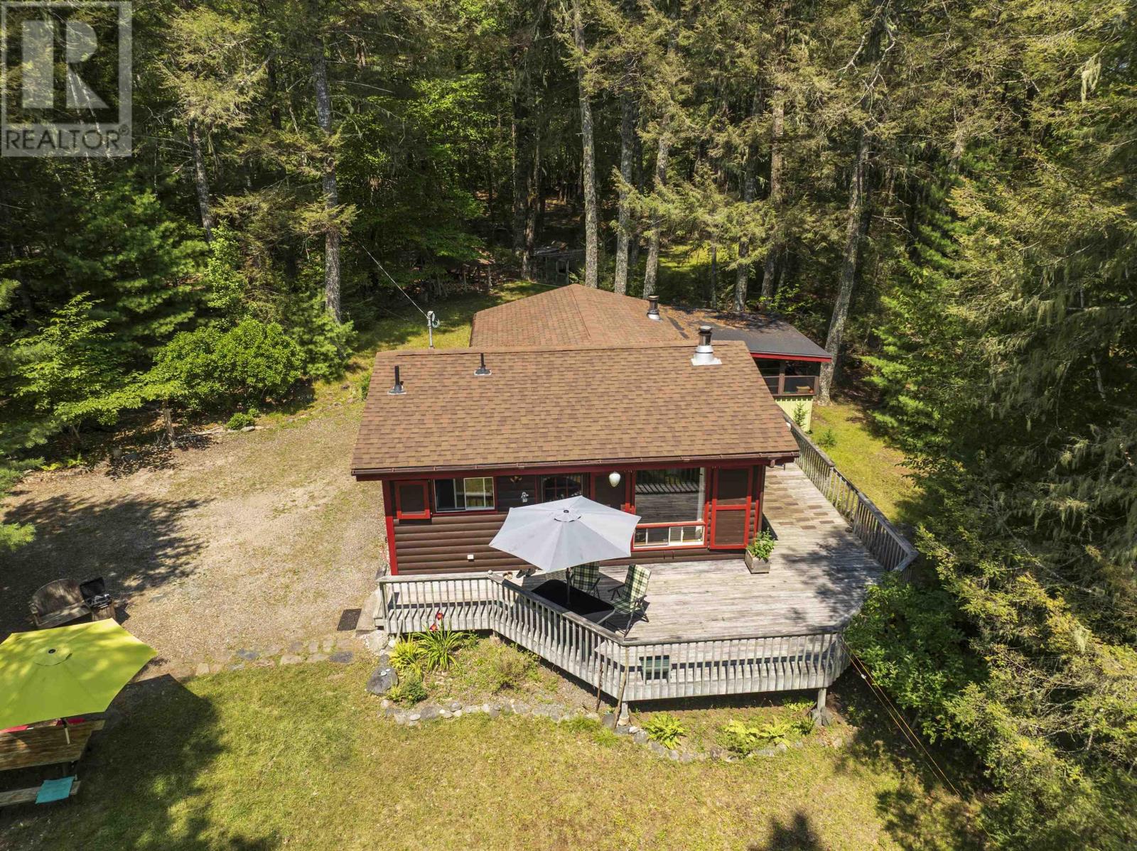 569 Peters Point Road, South Brookfield, Nova Scotia  B0T 1X0 - Photo 3 - 202519342