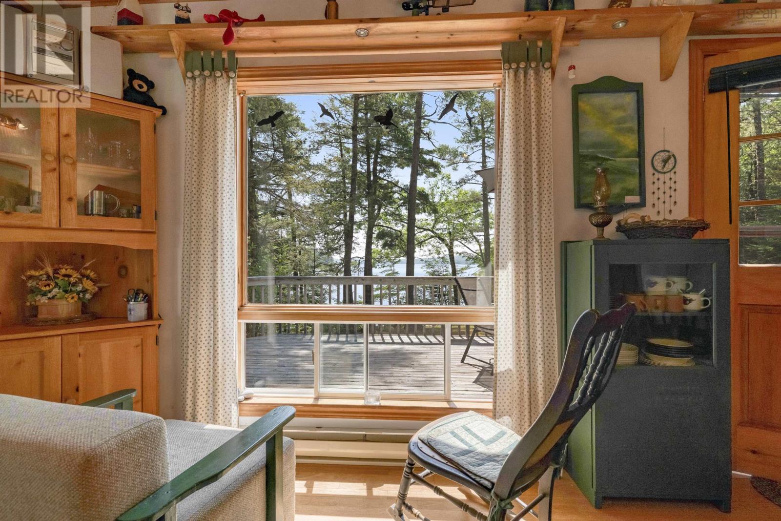 569 Peters Point Road, South Brookfield, Nova Scotia  B0T 1X0 - Photo 12 - 202519342