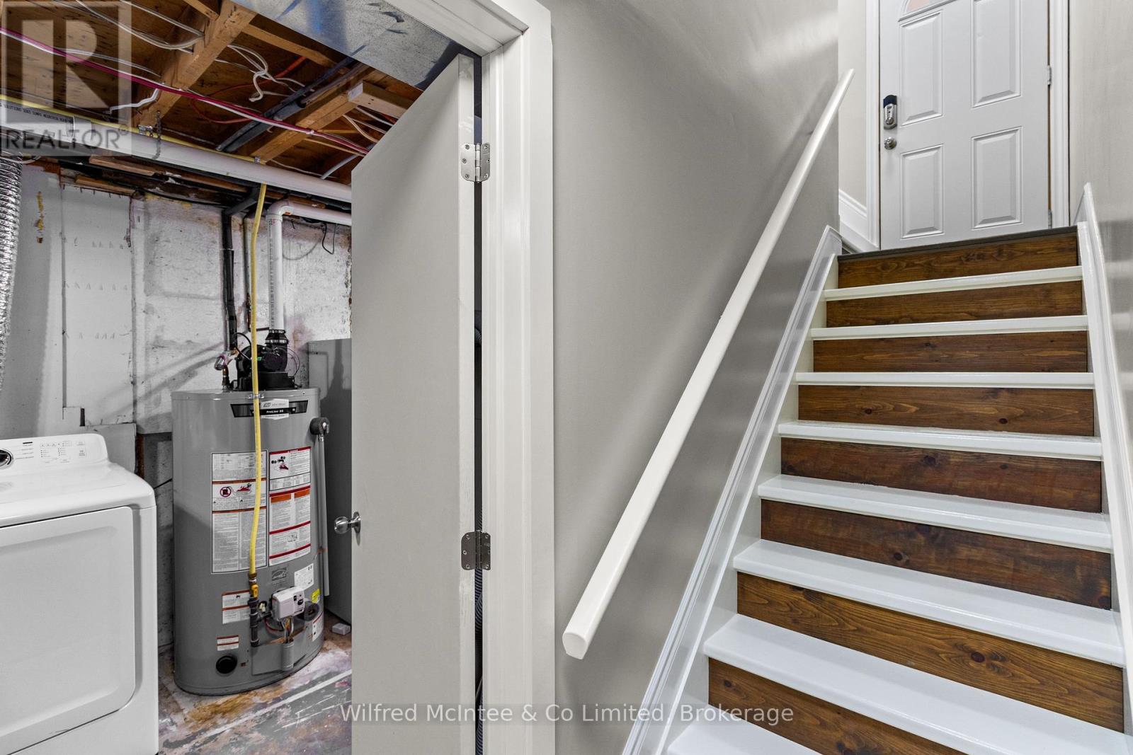 432 Elgin Street, Kincardine, Ontario  N2Z 2V4 - Photo 24 - X12324082