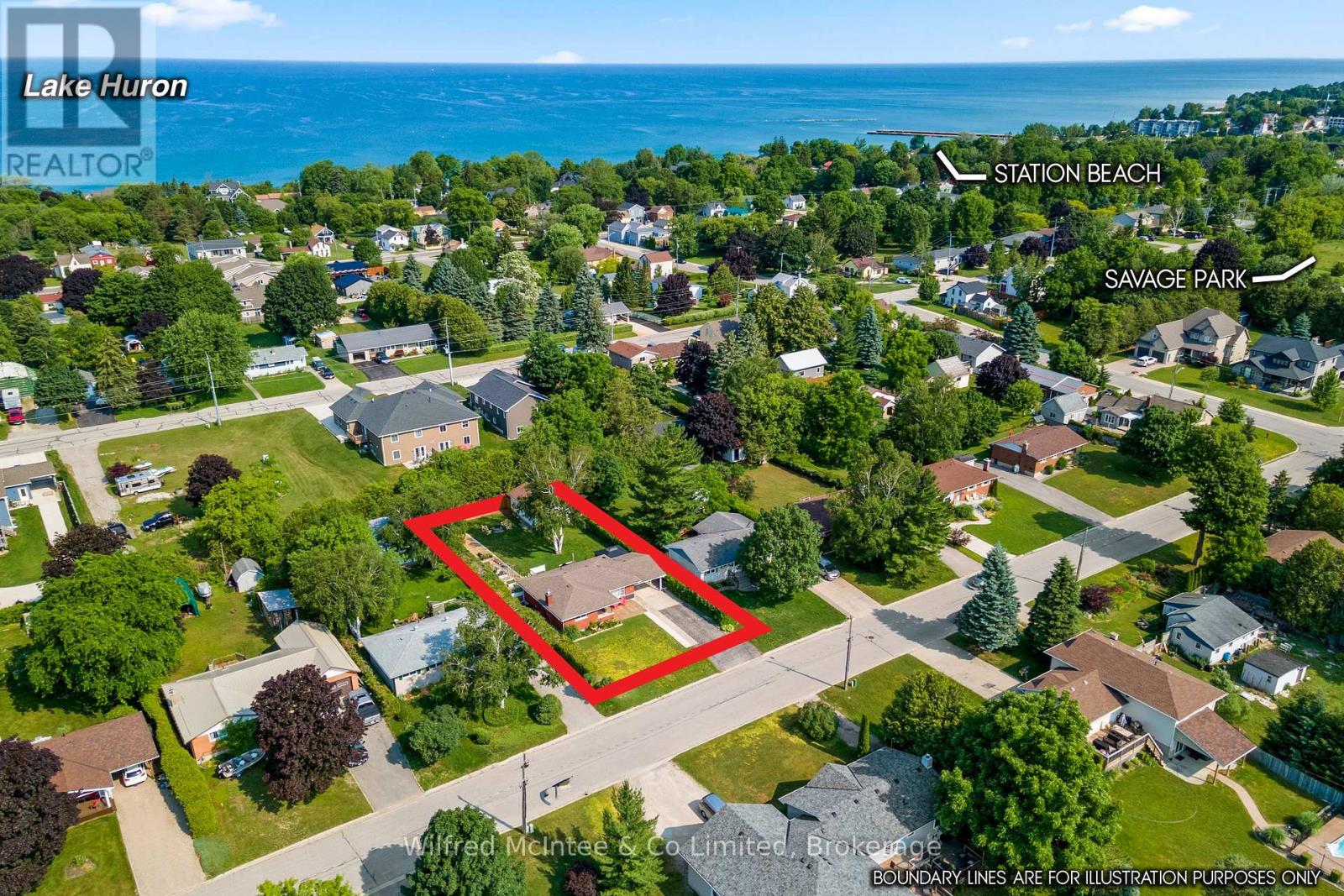 432 Elgin Street, Kincardine, Ontario  N2Z 2V4 - Photo 3 - X12324082