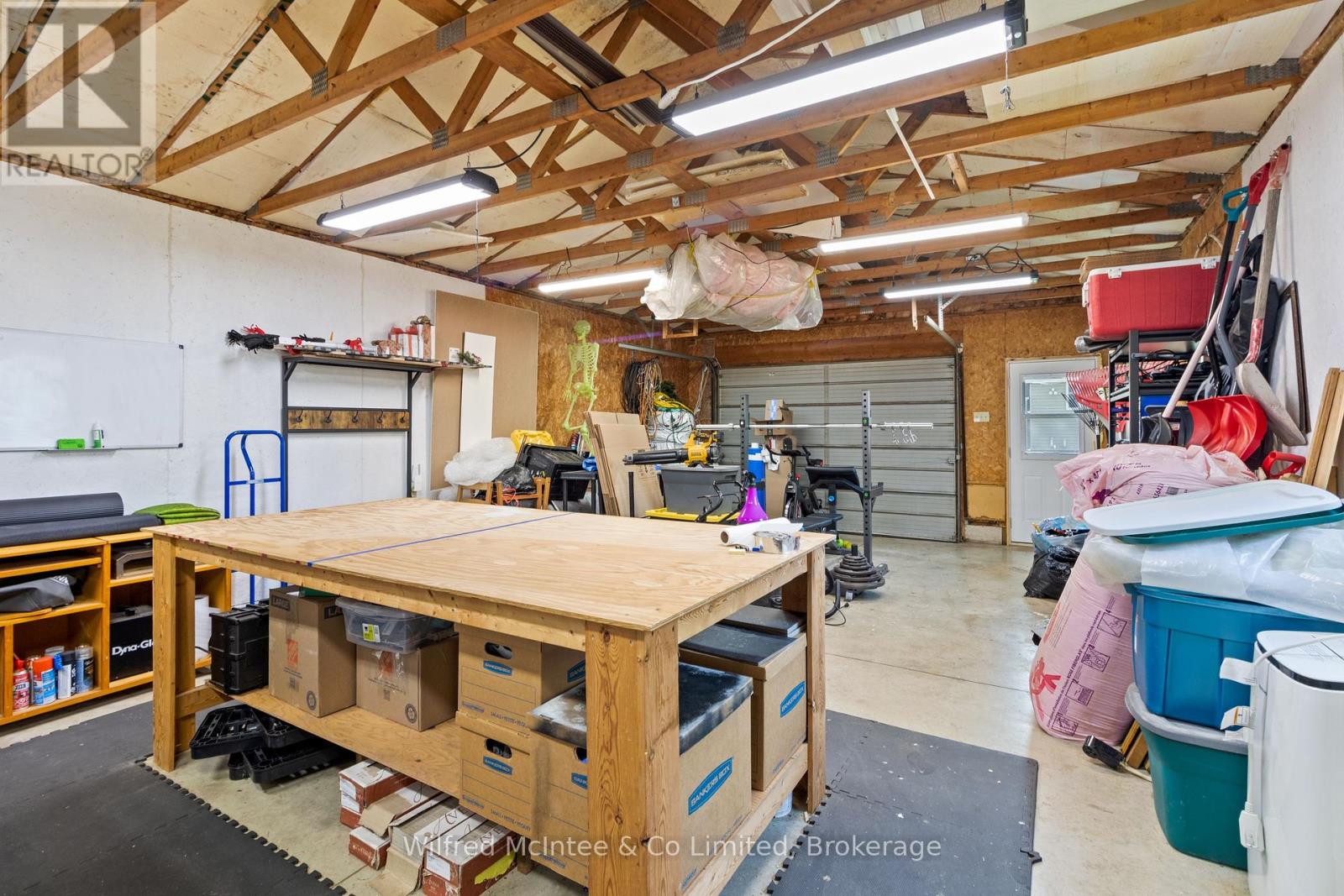 432 Elgin Street, Kincardine, Ontario  N2Z 2V4 - Photo 44 - X12324082