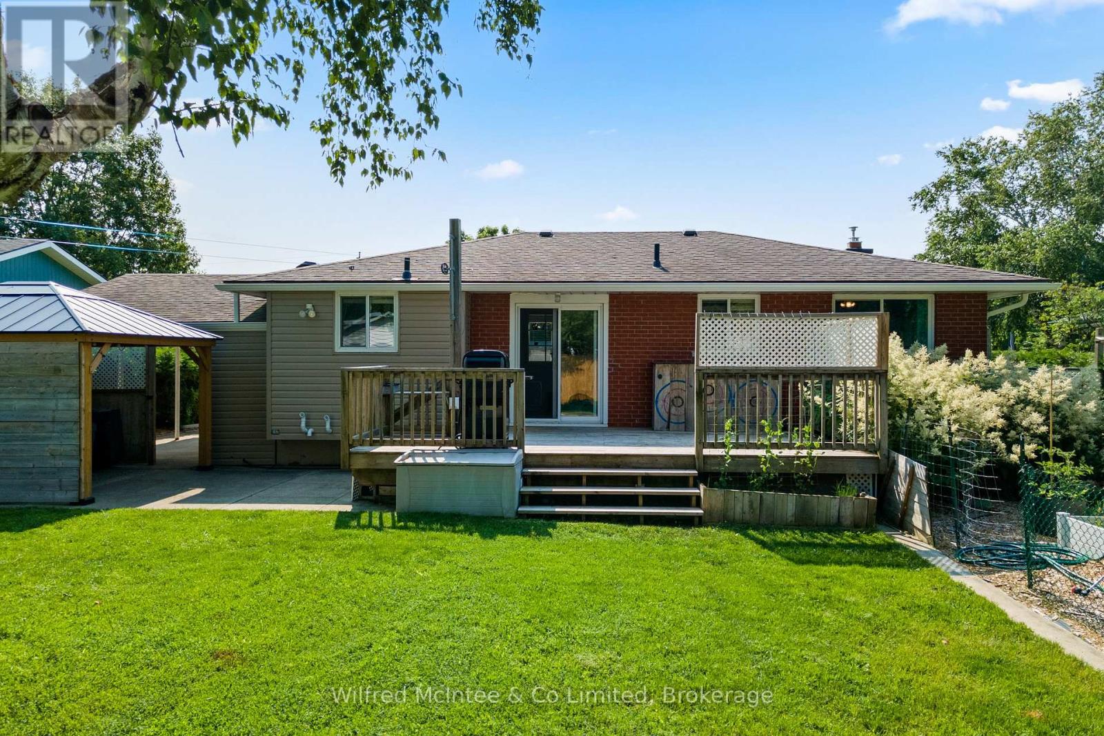 432 Elgin Street, Kincardine, Ontario  N2Z 2V4 - Photo 45 - X12324082