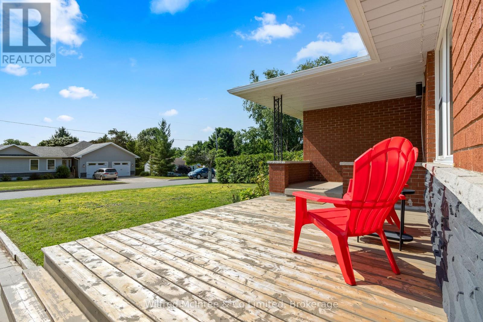 432 Elgin Street, Kincardine, Ontario  N2Z 2V4 - Photo 5 - X12324082