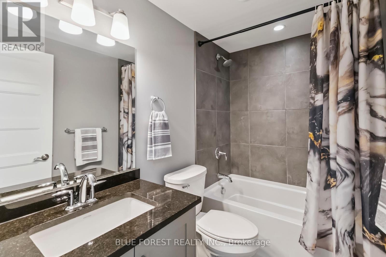 102 - 275 Callaway Road, London North, Ontario  N6G 0N8 - Photo 32 - X12324097