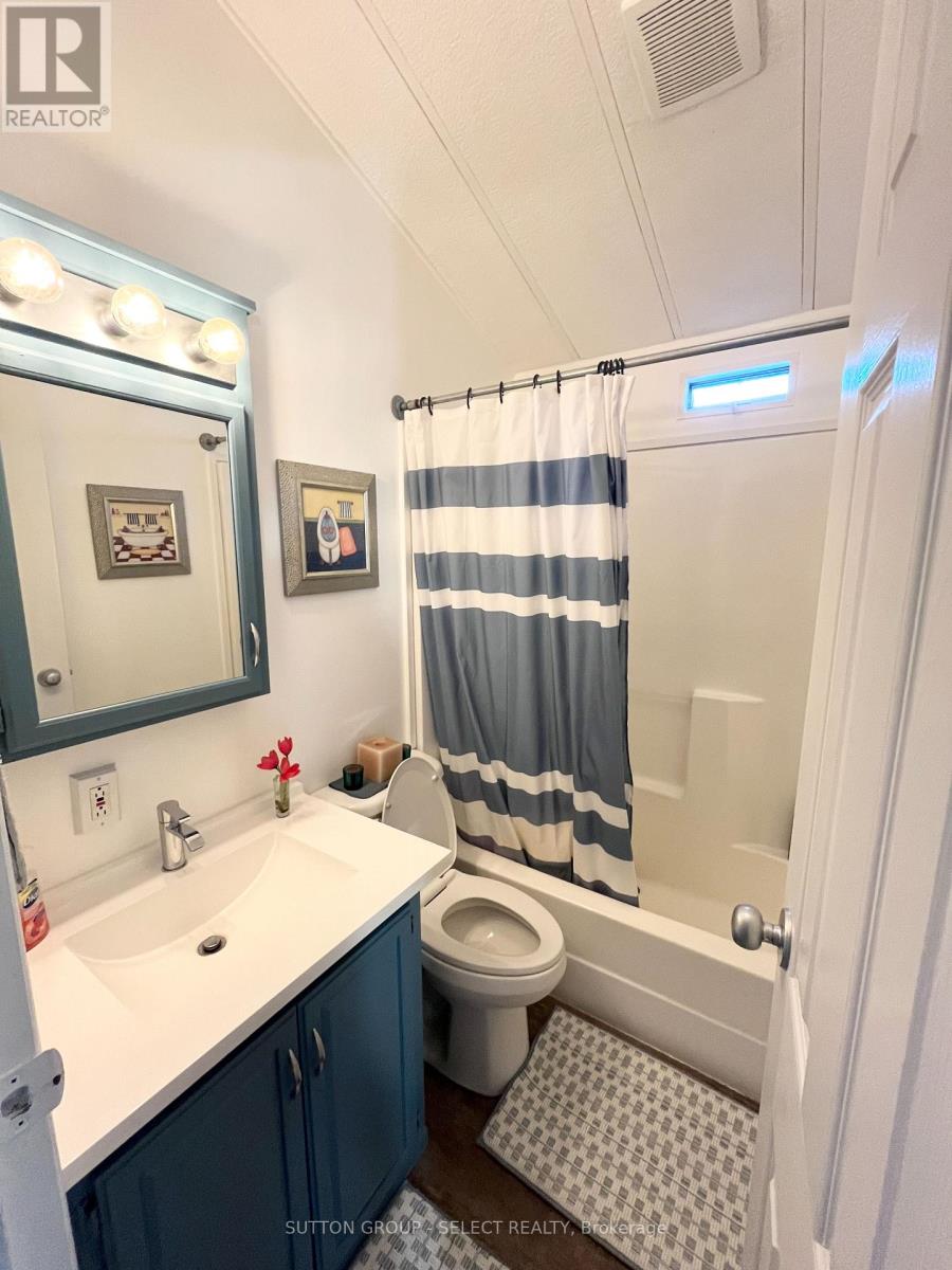22 - 77307 Bluewater Highway, Bluewater, Ontario  N0M 1G0 - Photo 15 - X12324207