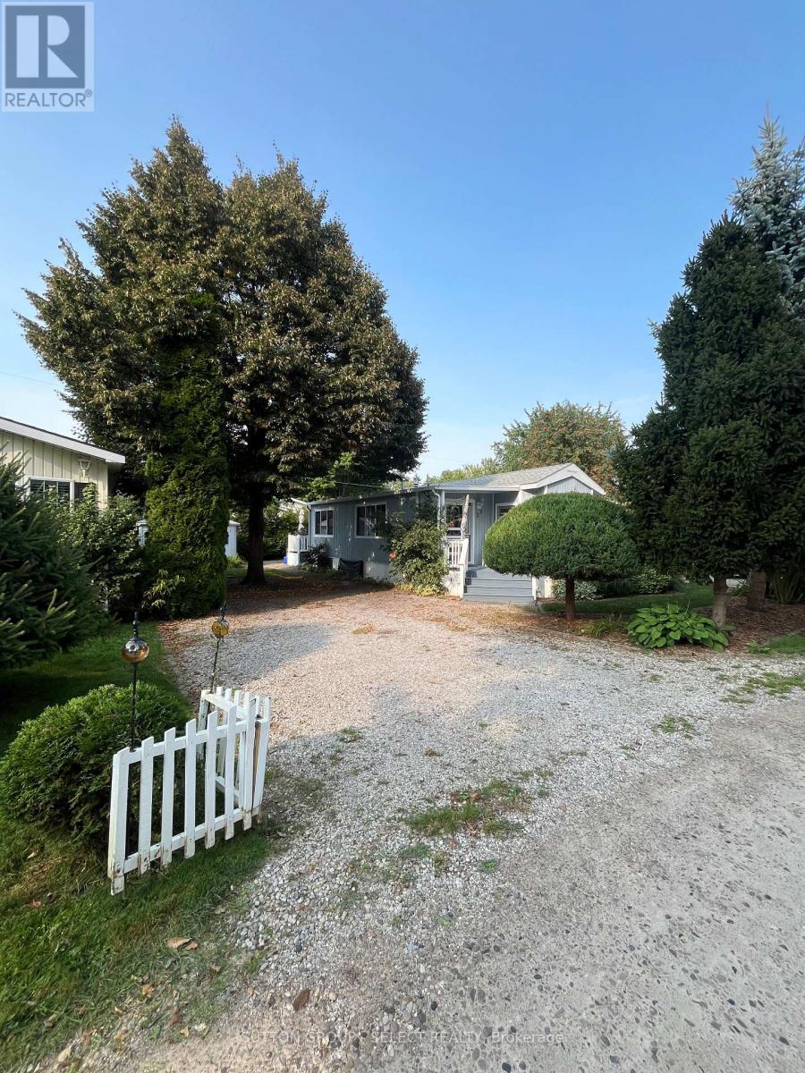 22 - 77307 Bluewater Highway, Bluewater, Ontario  N0M 1G0 - Photo 3 - X12324207