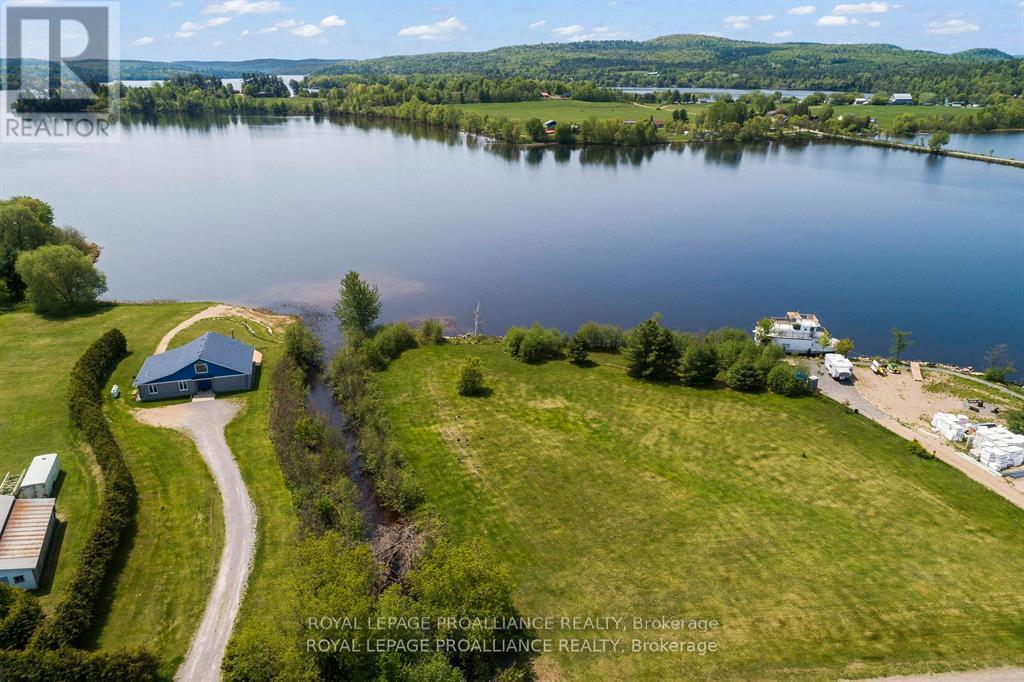 107a Lakeshore Drive, Madawaska Valley, Ontario  K0J 1B0 - Photo 17 - X12307123
