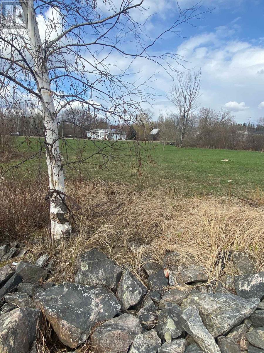 107a Lakeshore Drive, Madawaska Valley, Ontario  K0J 1B0 - Photo 10 - X12307123