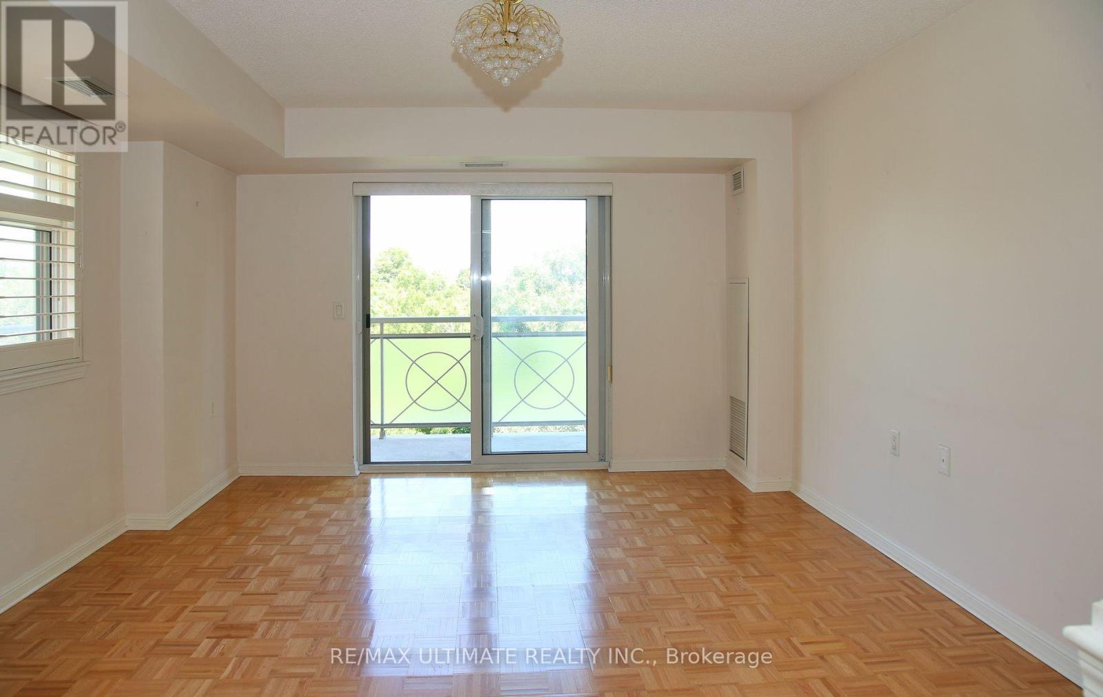307 - 2500 Rutherford Road, Vaughan, Ontario  L4K 5N7 - Photo 10 - N12323763
