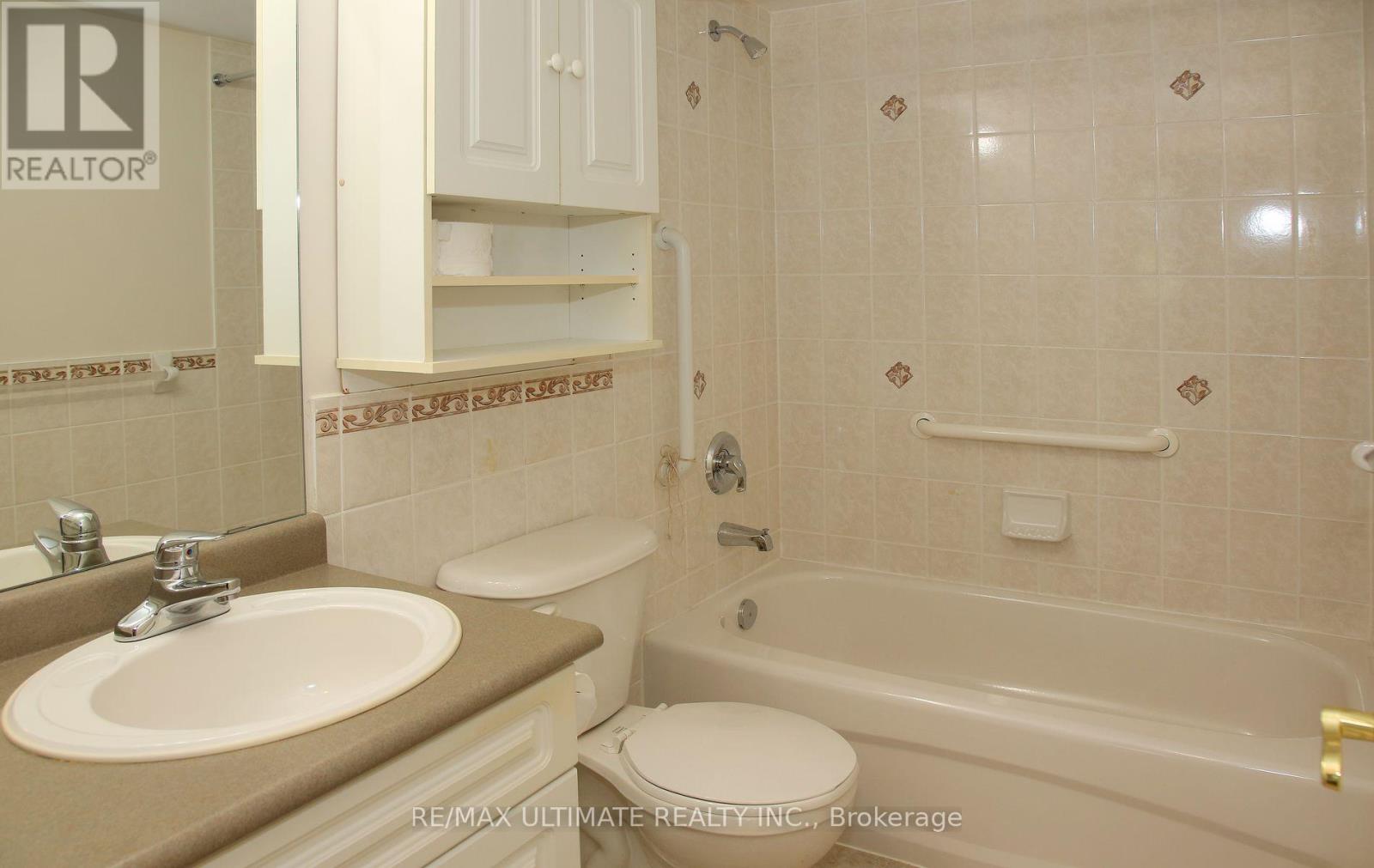 307 - 2500 Rutherford Road, Vaughan, Ontario  L4K 5N7 - Photo 32 - N12323763