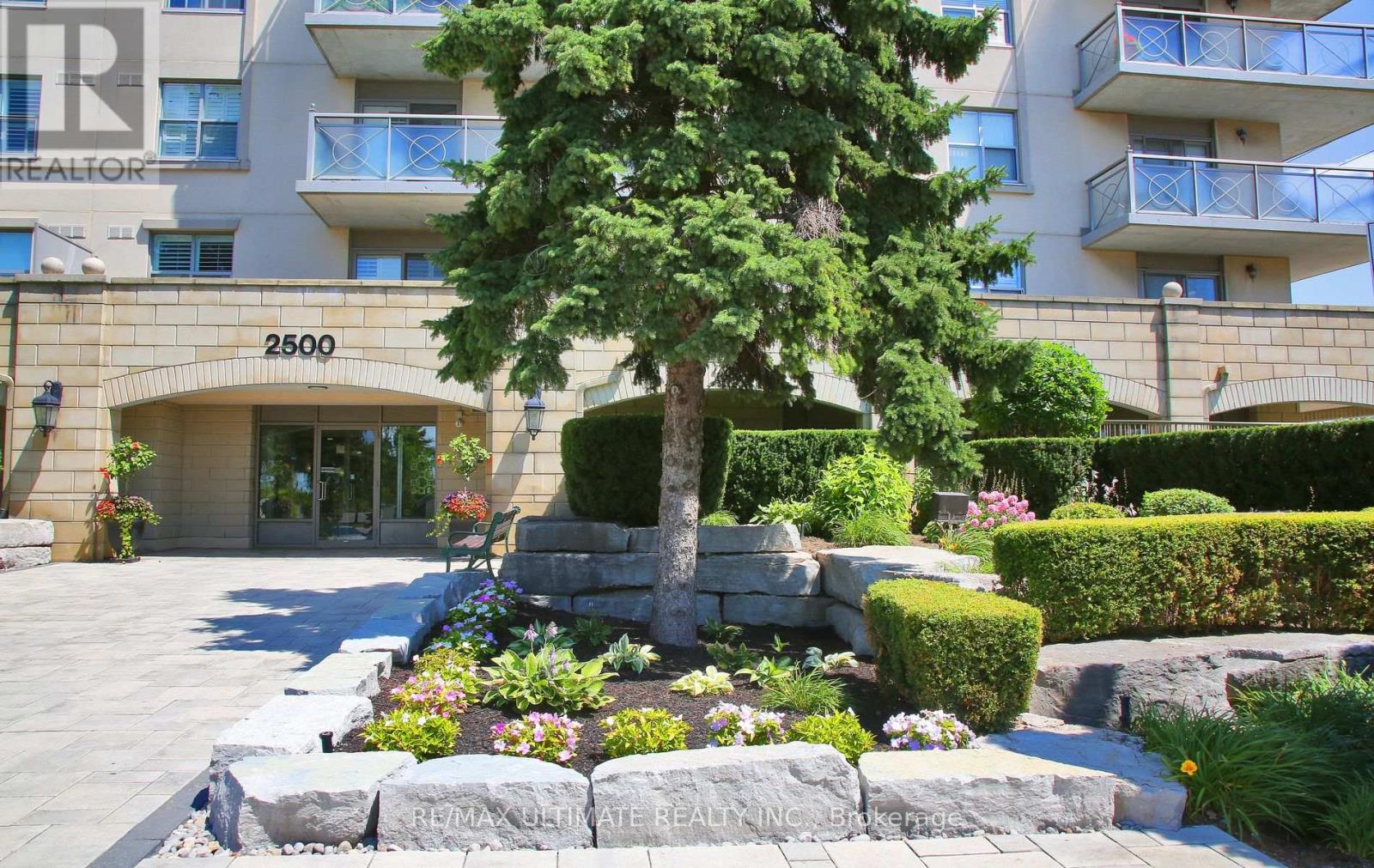 307 - 2500 Rutherford Road, Vaughan, Ontario  L4K 5N7 - Photo 7 - N12323763