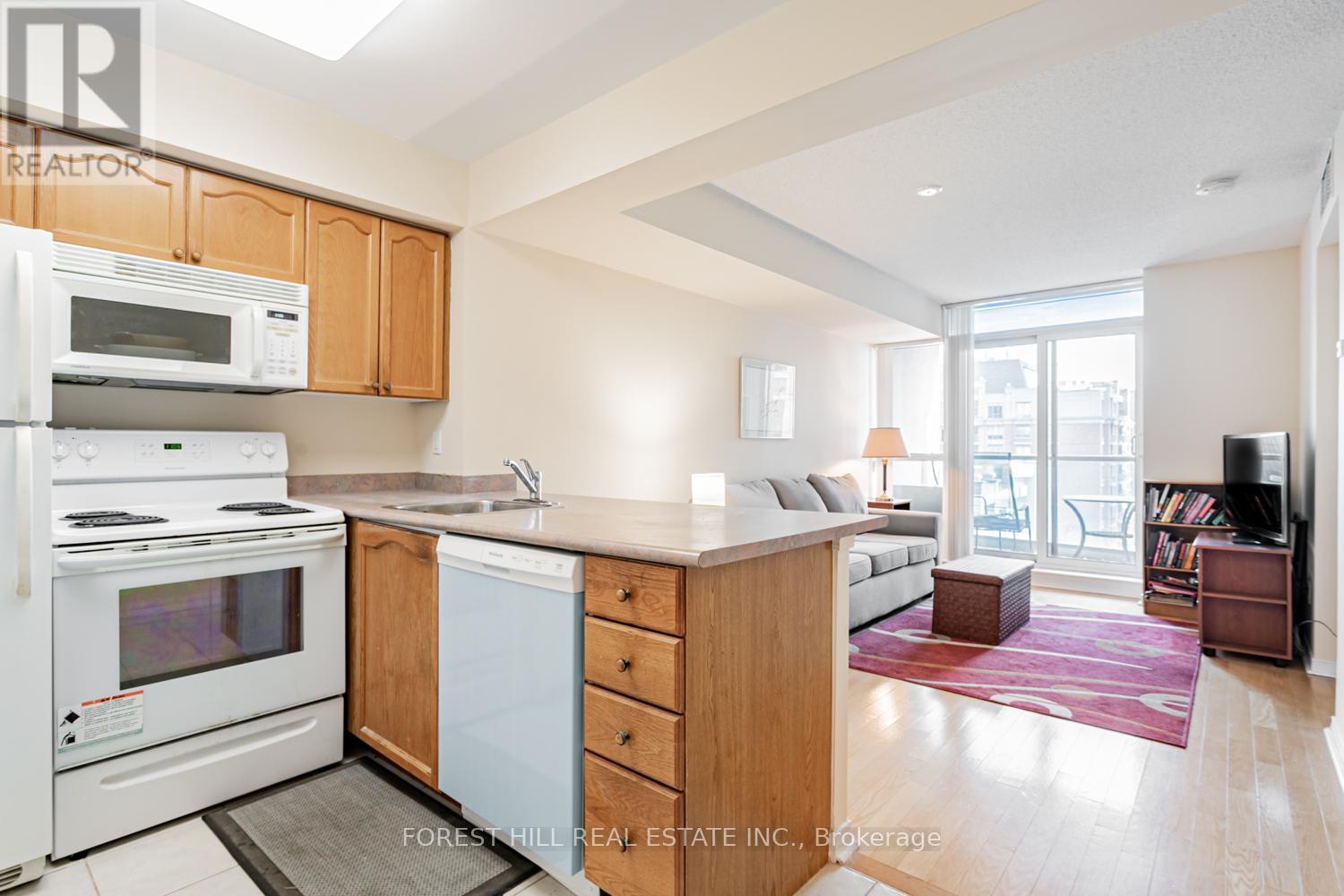 Property at 1501 - 30 HARRISON GARDEN BOULEVARD image 5