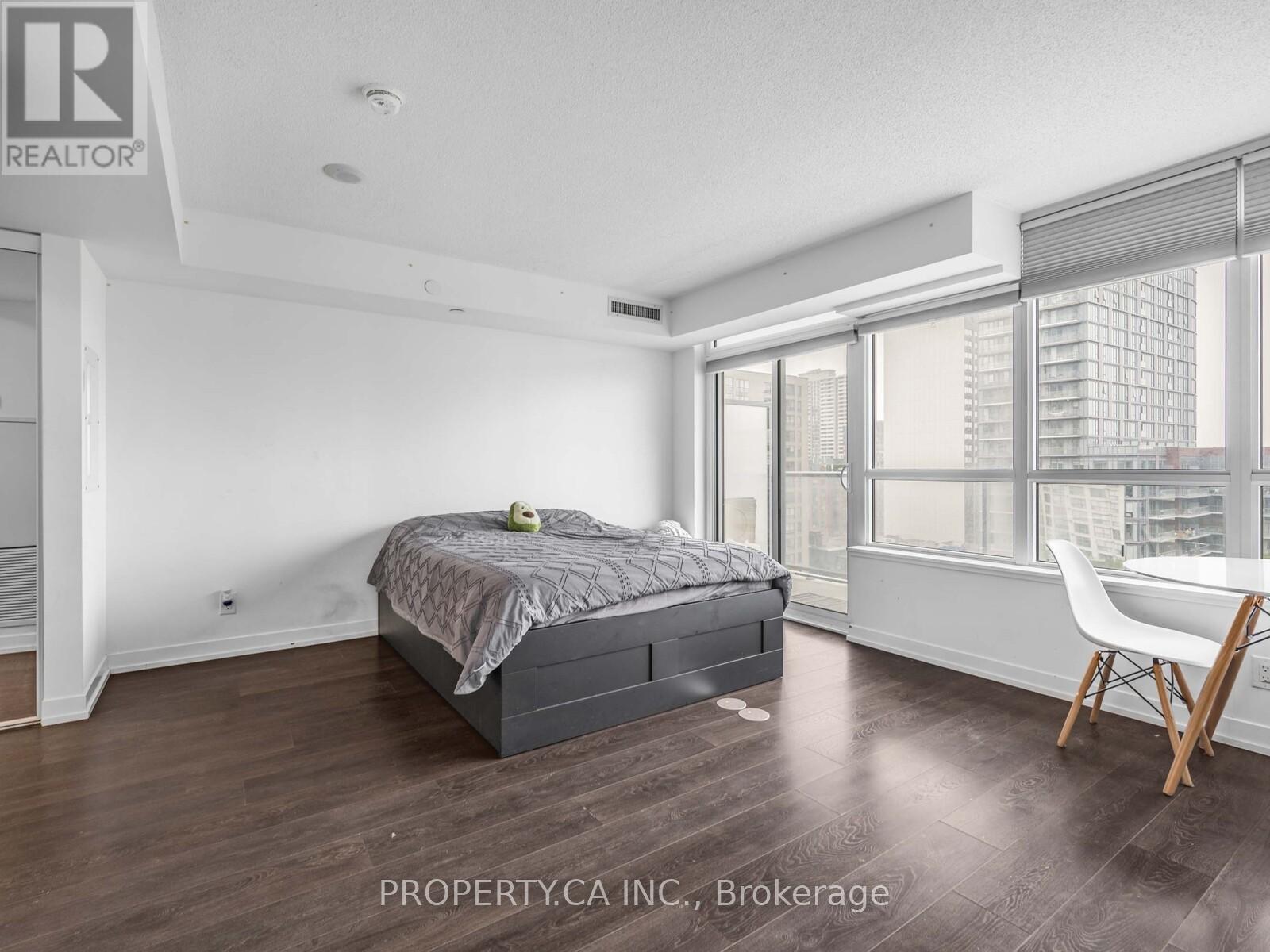 1007 - 365 Church Street, Toronto, Ontario  M5B 1Z9 - Photo 15 - C12324028