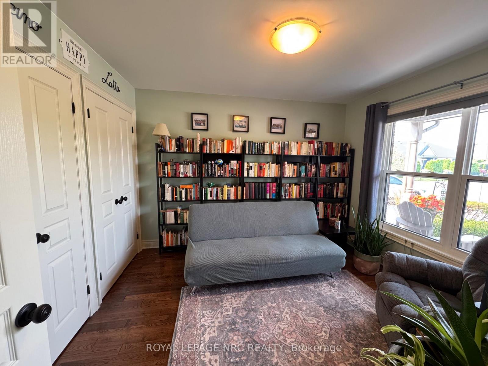 Property at 70 PARKSIDE DRIVE image 5
