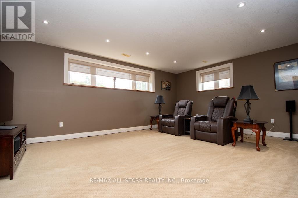 15 Rustlewood Avenue, Kawartha Lakes, Ontario  L0A 1A0 - Photo 29 - X12324095