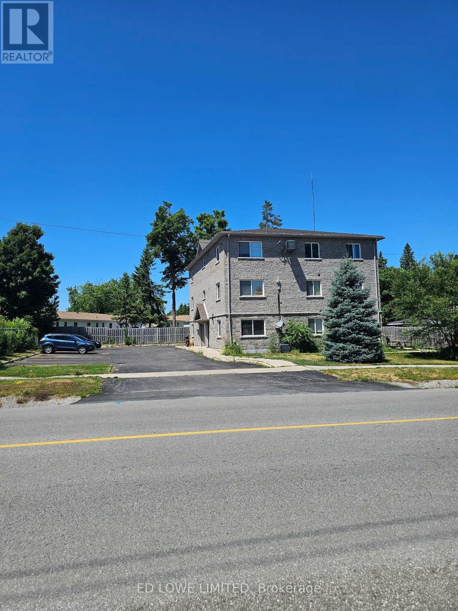 82 FITTONS ROAD E, Orillia, Ontario