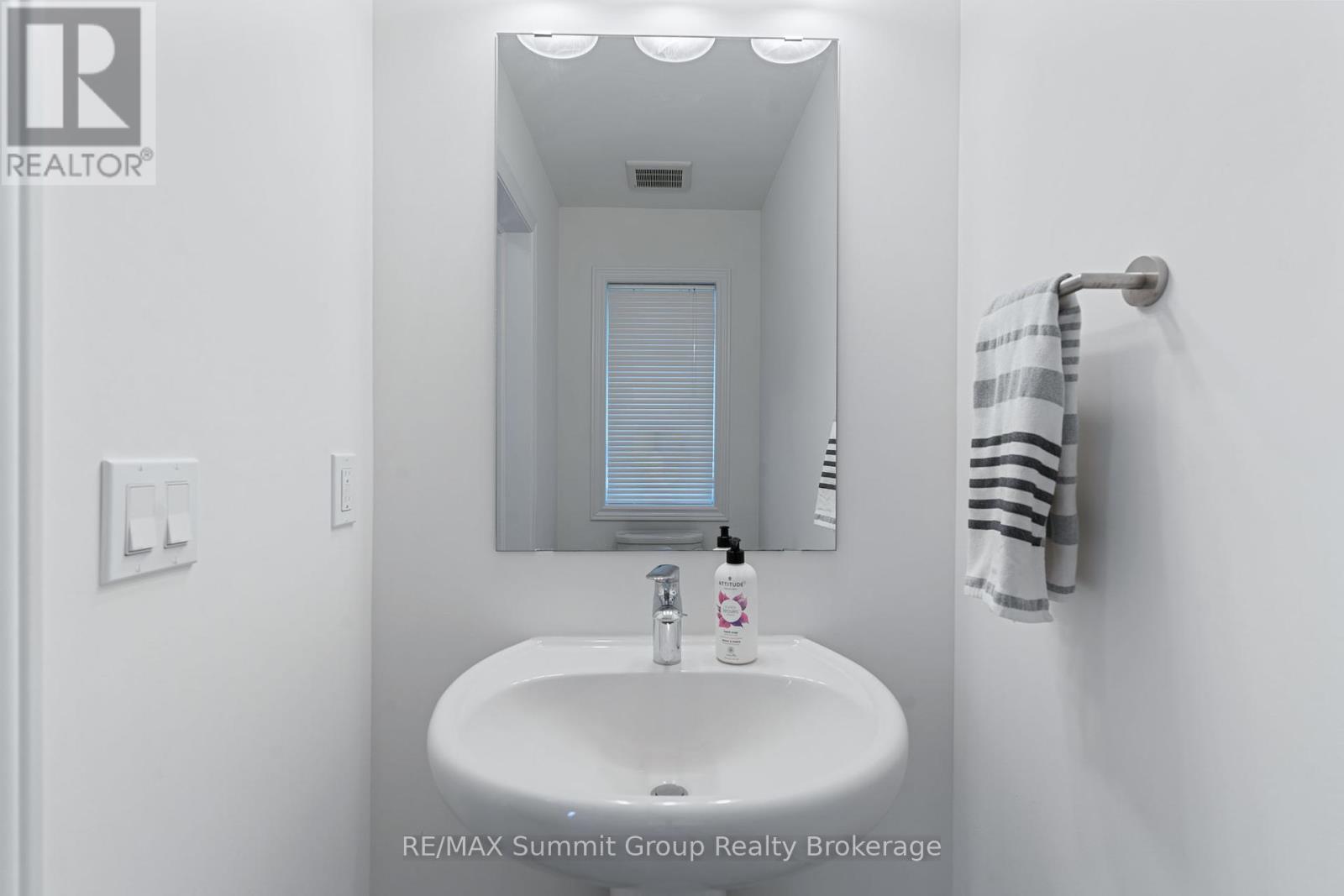 125 Mullin Street, Grey Highlands, Ontario  N0C 1H0 - Photo 14 - X12320933