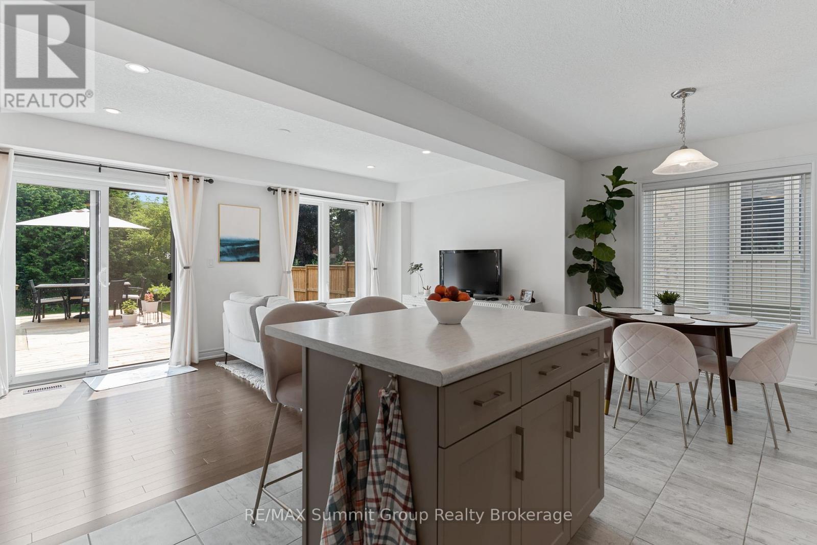 125 Mullin Street, Grey Highlands, Ontario  N0C 1H0 - Photo 7 - X12320933