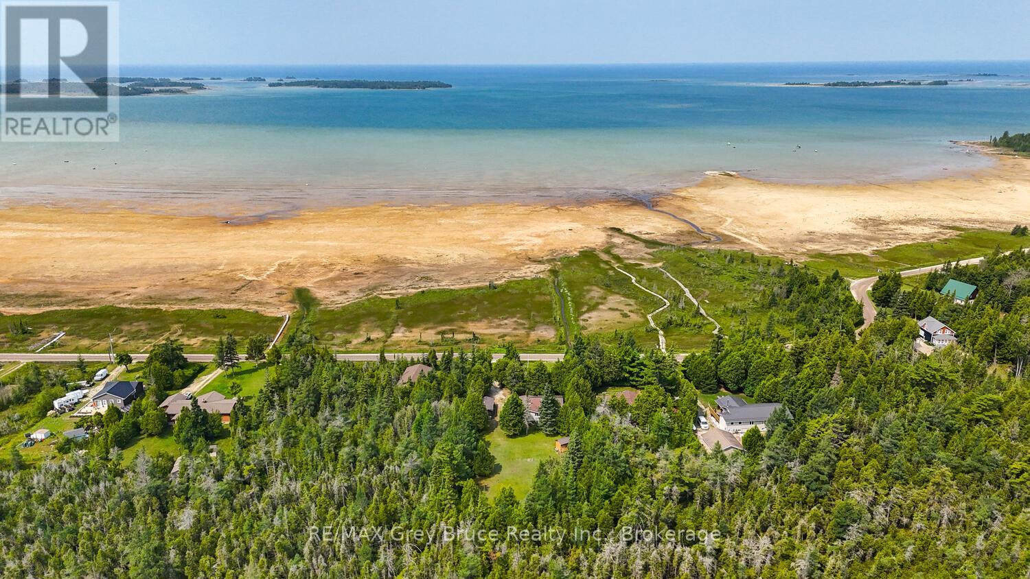 465 Shoreline Avenue, South Bruce Peninsula, Ontario  N0H 2T0 - Photo 35 - X12324227