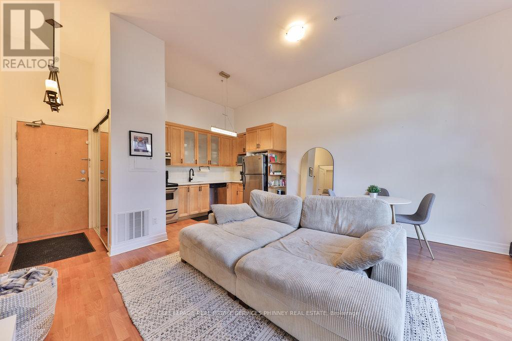 105 - 459 Kerr Street, Oakville, Ontario  L6K 3C2 - Photo 14 - W12324052