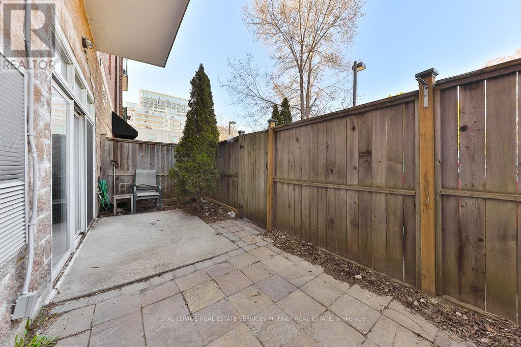 105 - 459 Kerr Street, Oakville, Ontario  L6K 3C2 - Photo 19 - W12324052