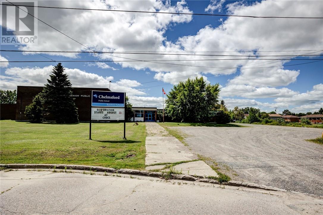 121 Charlotte Avenue, Chelmsford, Ontario  P0M 1L0 - Photo 1 - 2123833