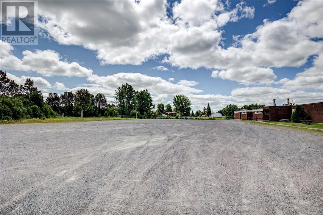 121 Charlotte Avenue, Chelmsford, Ontario  P0M 1L0 - Photo 4 - 2123833