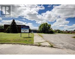 121 Charlotte Avenue, Chelmsford, Ontario