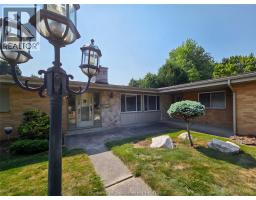 64 Parkwood Drive, Chatham, Ca