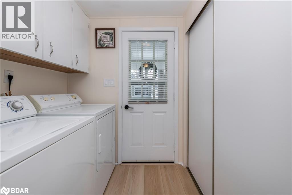 3 Carruthers Street N, Wasaga Beach, Ontario  L9Z 1K2 - Photo 7 - 40748560