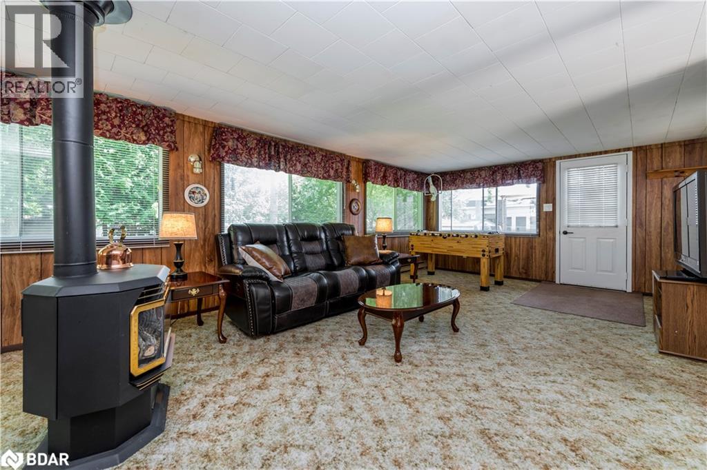 3 Carruthers Street N, Wasaga Beach, Ontario  L9Z 1K2 - Photo 8 - 40748560