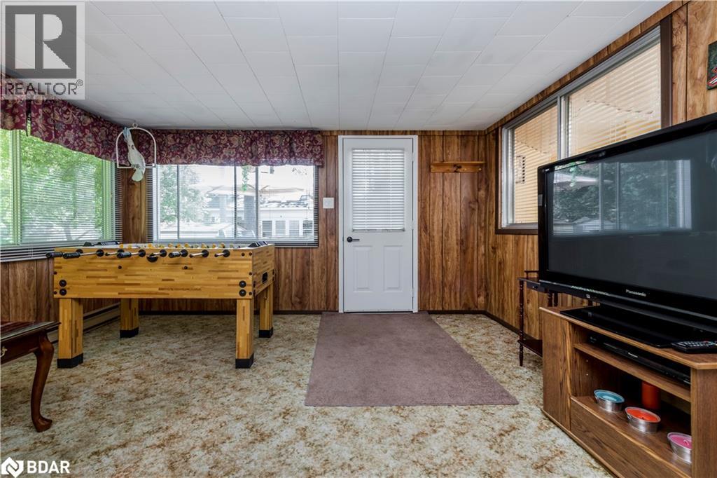 3 Carruthers Street N, Wasaga Beach, Ontario  L9Z 1K2 - Photo 9 - 40748560