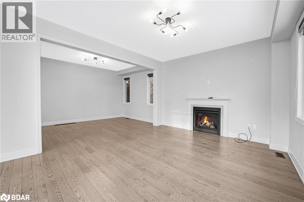 31 Wood Crescent, Angus, Ontario  L3W 0M5 - Photo 5 - 40753717