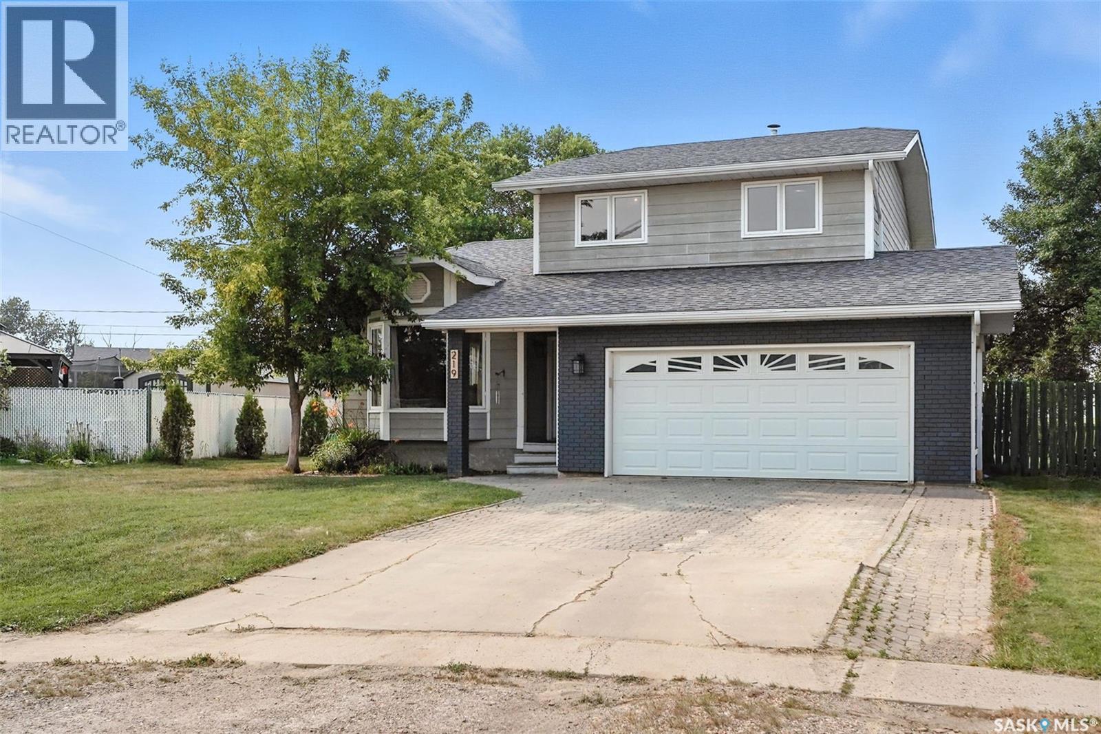 219 Westview Place, Allan, Saskatchewan  S0K 0C0 - Photo 2 - SK014559