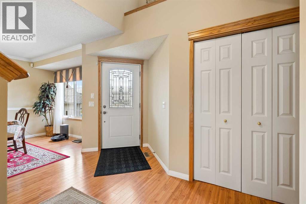 Property at 55 Somercrest Grove SW image 2