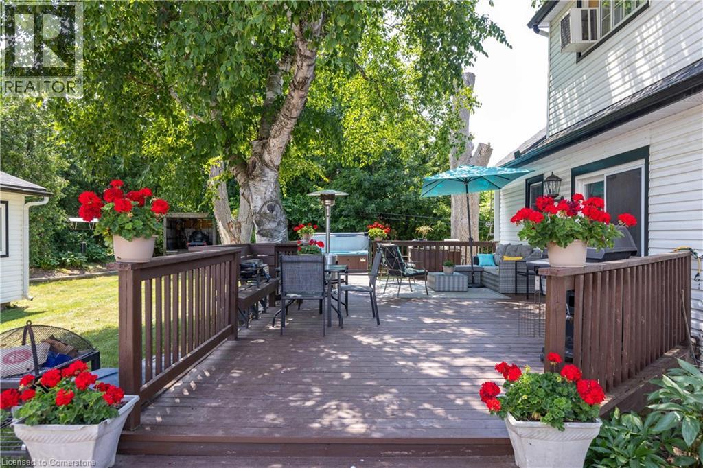 Property at 649 LAKESHORE Road image 4