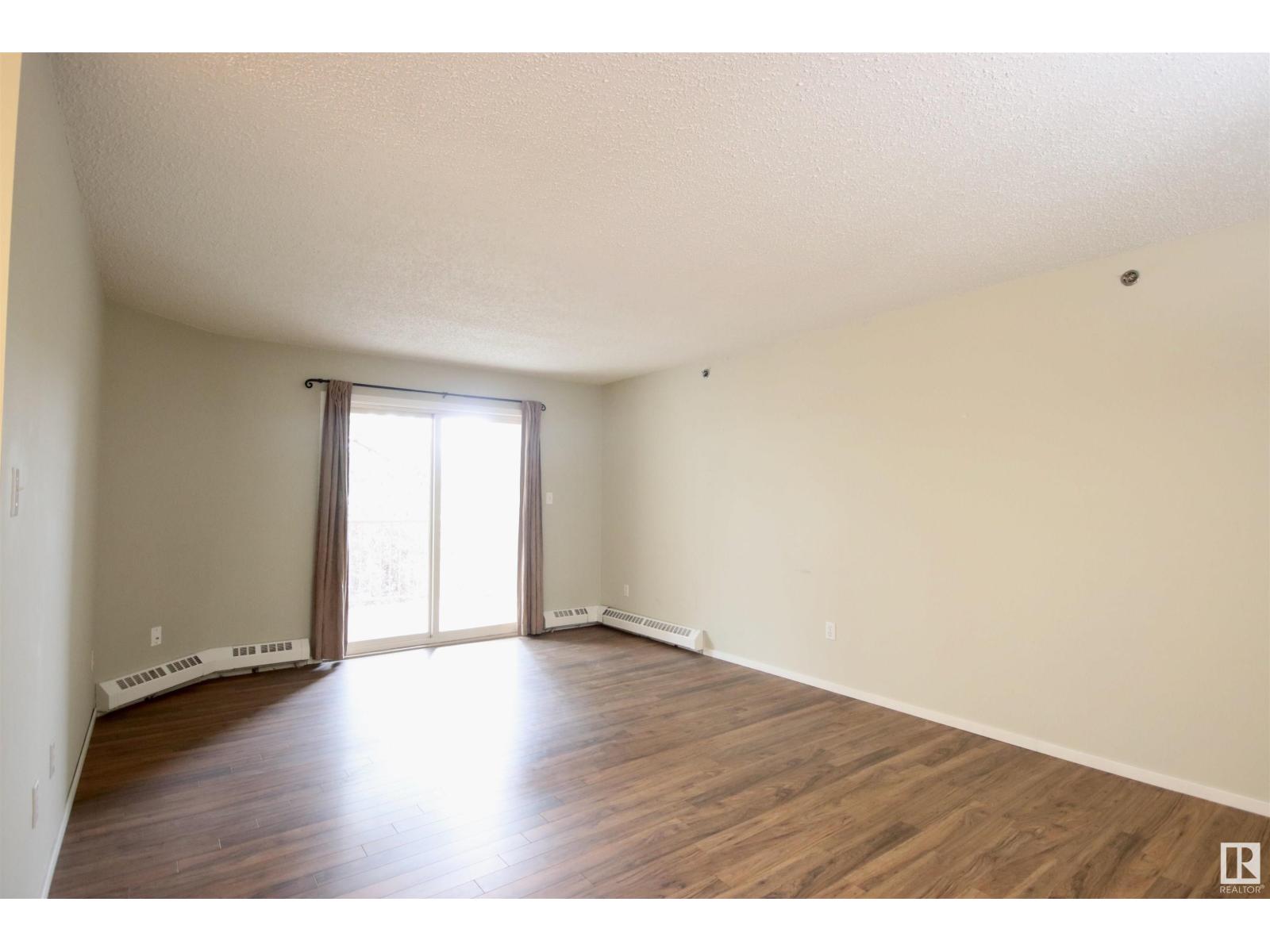 #305 11218 80 St Nw, Edmonton, Alberta  T5B 4V9 - Photo 11 - E4451182