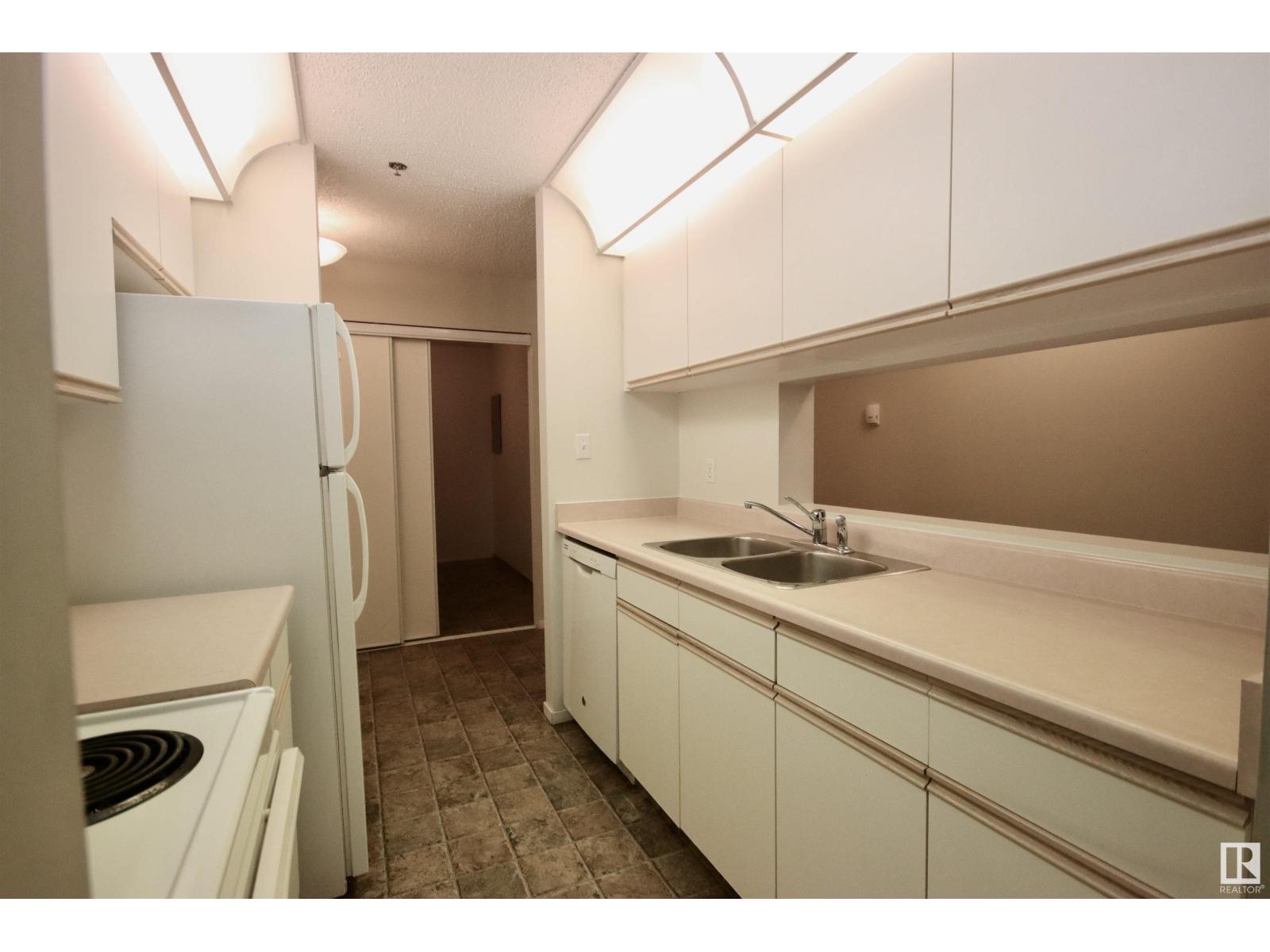 #305 11218 80 St Nw, Edmonton, Alberta  T5B 4V9 - Photo 7 - E4451182