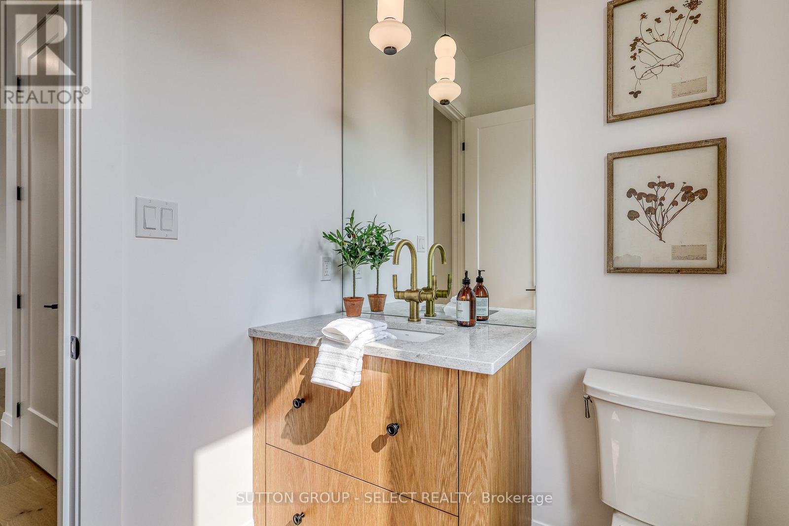 169 Edgewater Boulevard, Middlesex Centre, Ontario  N0L 1R0 - Photo 11 - X12324326
