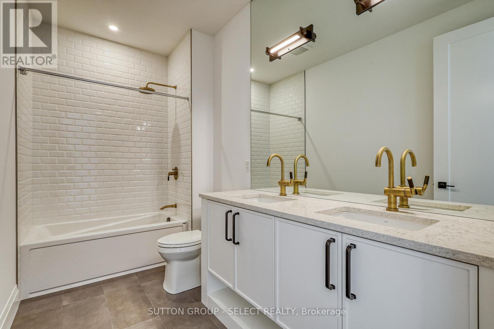 169 Edgewater Boulevard, Middlesex Centre, Ontario  N0L 1R0 - Photo 31 - X12324326